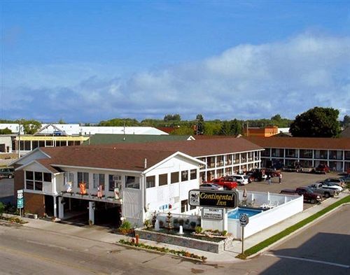 Continental Inn Cheboygan Esterno foto
