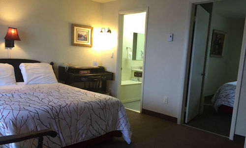 Continental Inn Cheboygan Esterno foto